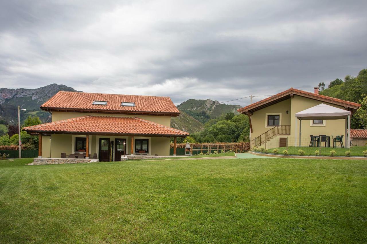 El Campo Mateo Apartamentos Onís المظهر الخارجي الصورة